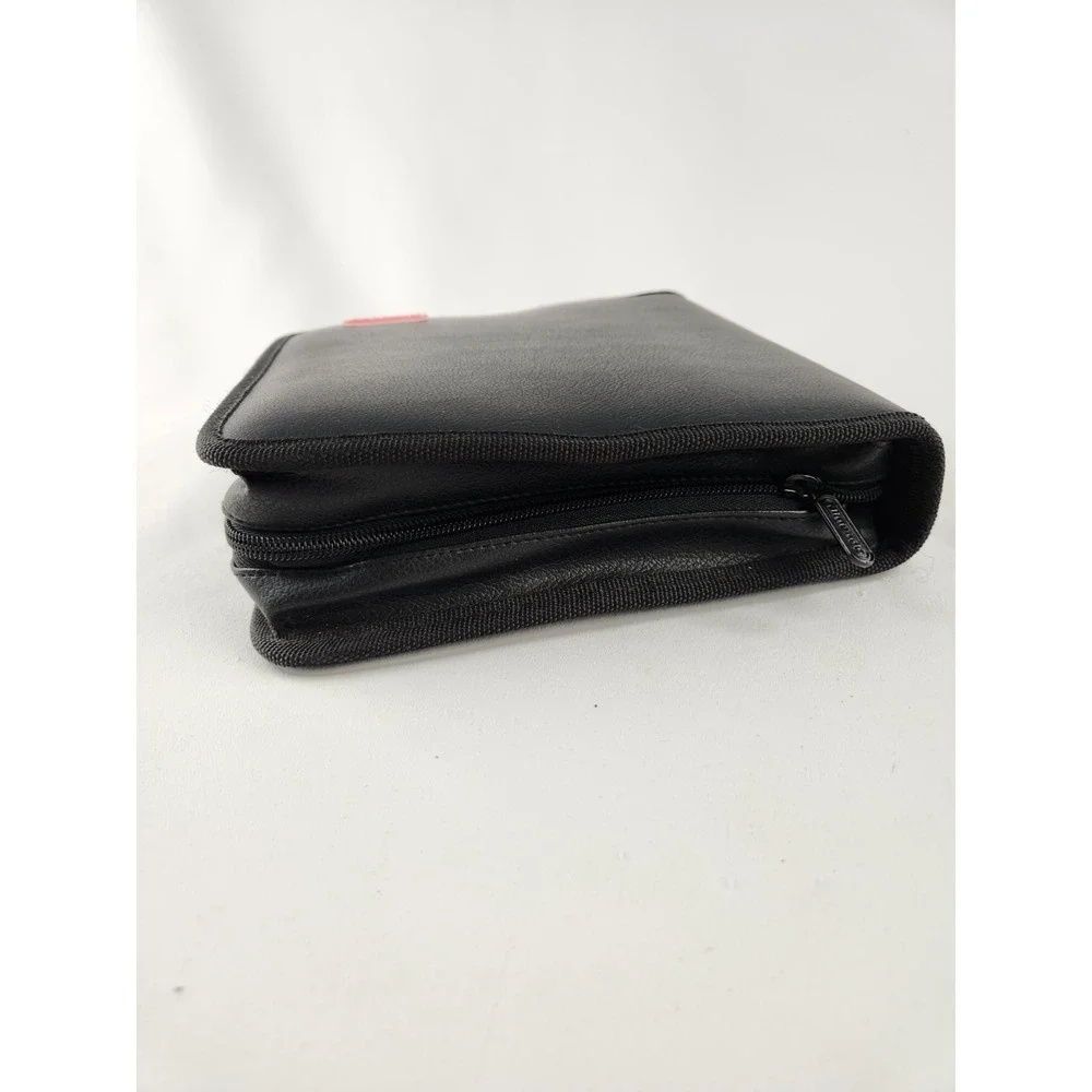 Vintage Nintendo GBA Game Boy GAMEBOY Advance 32 Case Folder Binder Black Rare